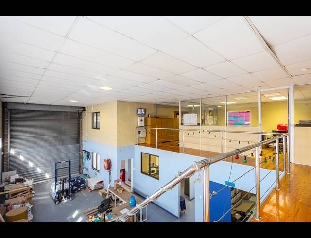 398M² BUILDING FOR SALE IN MARCONI BEAM INDUSTRIA